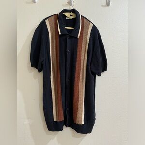 Short sleeves sweater button front